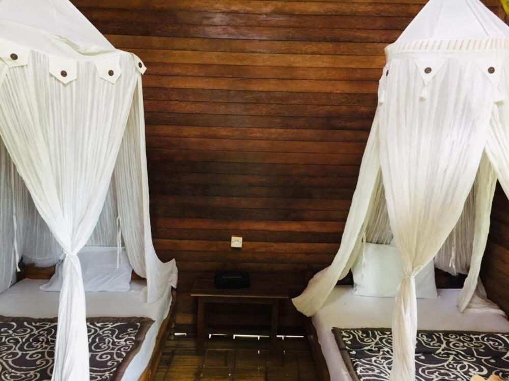 Echo Alam Nusa Lodge Ped Bagian luar foto