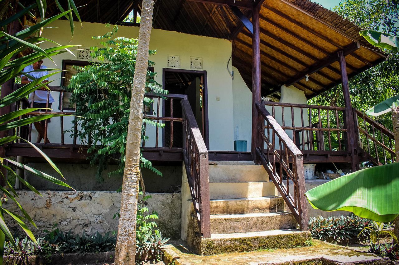 Echo Alam Nusa Lodge Ped Bagian luar foto